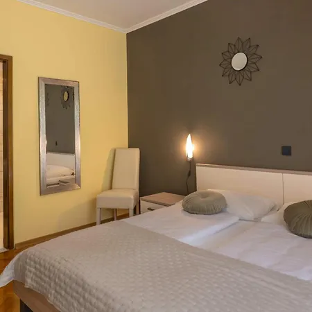 Klaric - Bed & Breakfast 4*