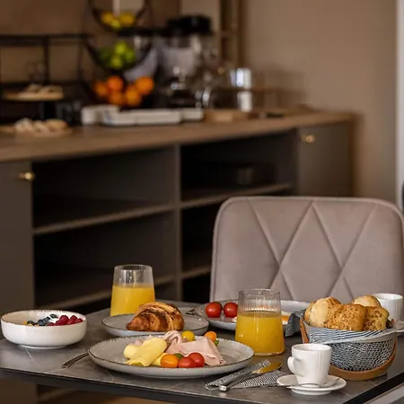 Klaric - Bed & Breakfast 4*