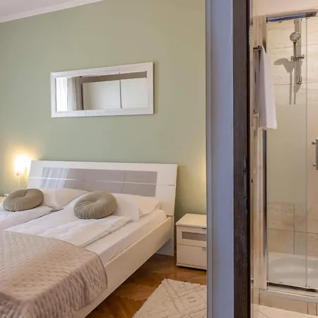 Klarić - Bed & Breakfast Lovran